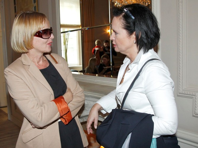 Agnieszka Krukówna na pokazie jesienno-karnawałowej kolekcji Deni Cler Milano.