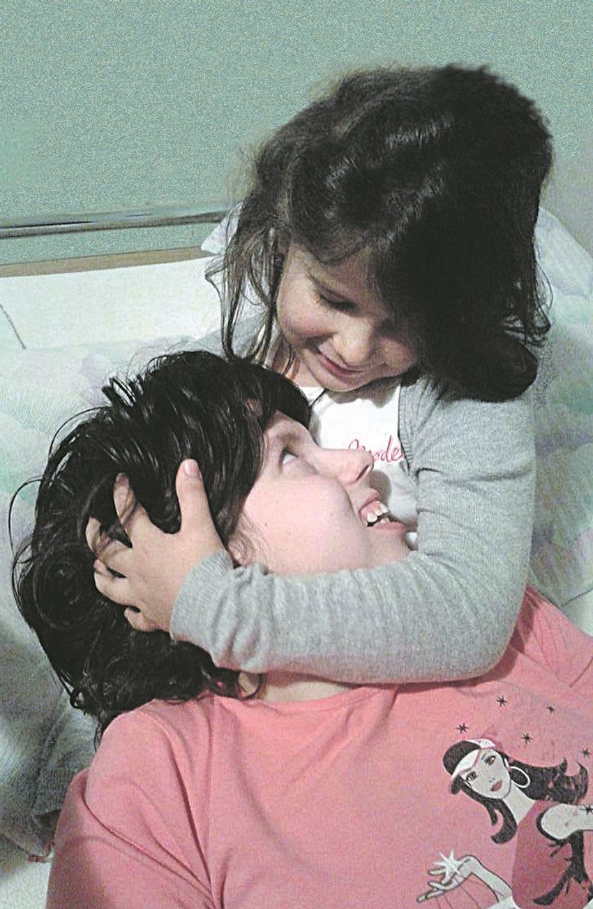 Marija brine o Danijeli kao odrasla i stalno zapitkuje o stvarima koje je njena mama volela dok je bila zdrava. Iščekuje njeno ozdravljenje i želi da bude spremna kada do toga dođe i da je iznenadi svim što je naučila