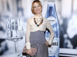 Piękno głęboko ukryte, czyli odpustowa elegancja gwiazdy "Klanu"