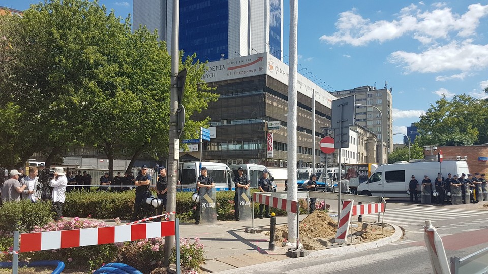 Protest górników przed siedzibą PiS