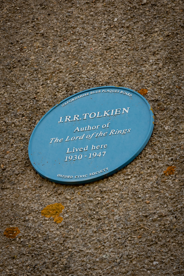 Dom J. R. R. Tolkiena wystawiony na sprzedaż. Tak mieszkał pisarz