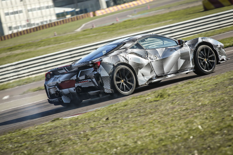 Ferrari 488 Pista - przekracza granice percepcji