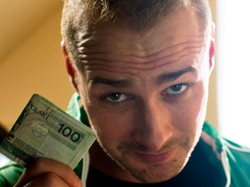 Polski aktor był kiedyś... wandalem. Ale to wszystko z miłości