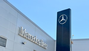 Preokret u nemačkoj auto-industriji! Mercedes razmatra ulazak u vojnu industriju