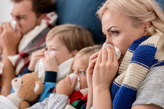 Tetőzik az influenza és a covid, több százan kerültek kórházba
