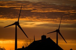 Miasta chcą spółdzielni energetycznych. Ale wrzutka do ustawy wiatrakowej nie przeszła