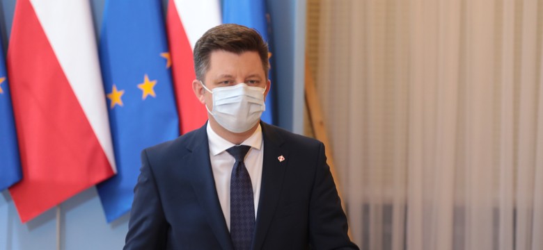Dworczyk o ludziach niszczących zasieki na granicy: Pożyteczni idioci