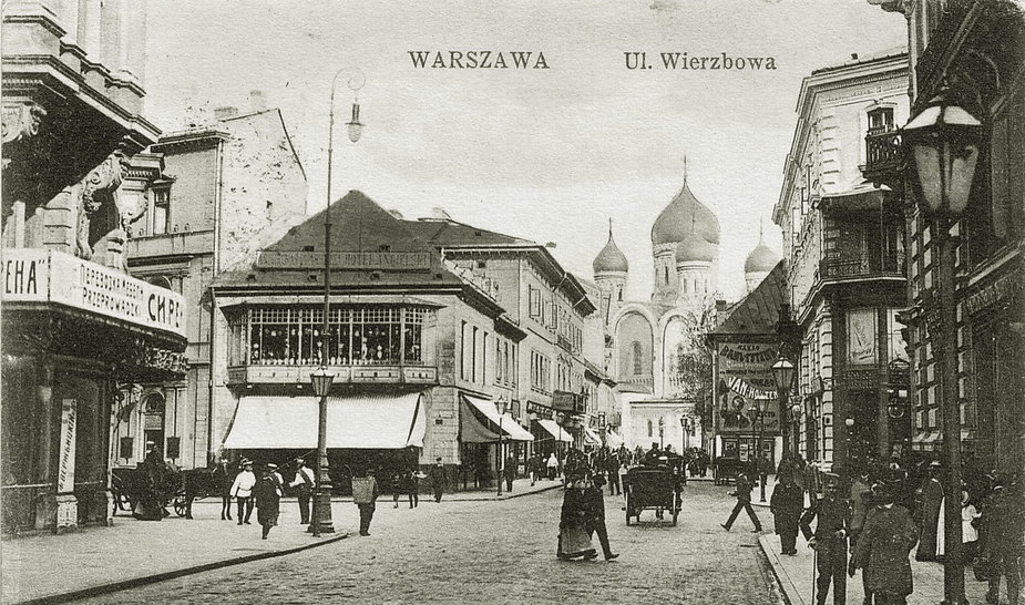 Widok na sobór z ul. Wierzbowej, ok. 1910 roku.