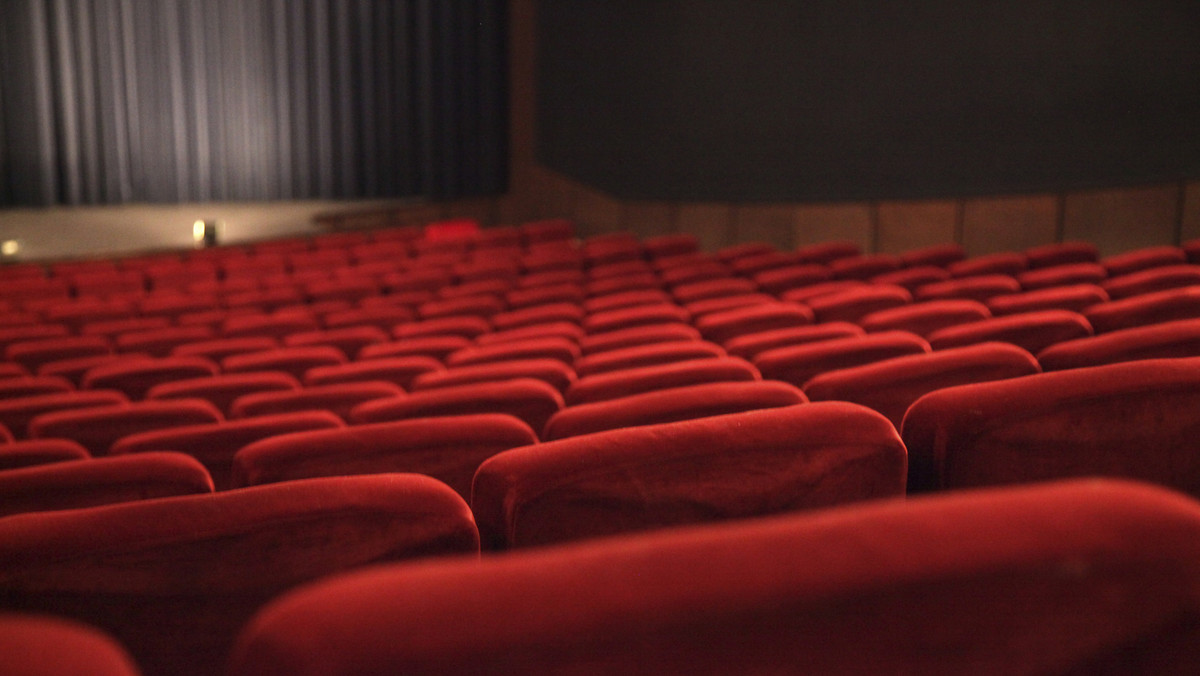 O kulisach władzy, zepsuciu rządzących i deprawującej sile pieniądza opowiada spektakl "Władza" brytyjskiego dramatopisarza Nicka Deara. Premiera przedstawienia odbędzie się dzisiaj w Teatrze Powszechnym im. Jana Kochanowskiego w Radomiu.