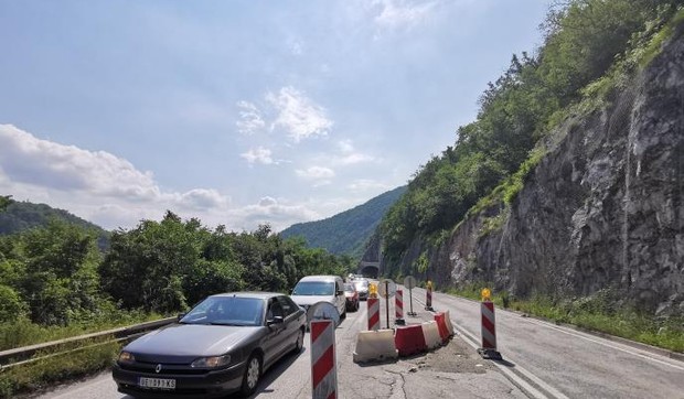 obustava saobraćaja na deonici ka Ivanjici ili Arilju
