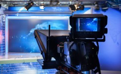 NEWS DZIENNIK.PL: Ponad 12 tysięcy widzów zażądało cofnięcia koncesji TVN i TVN24