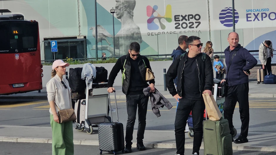 Andrija Milošević sa ženom i Viktor Savić