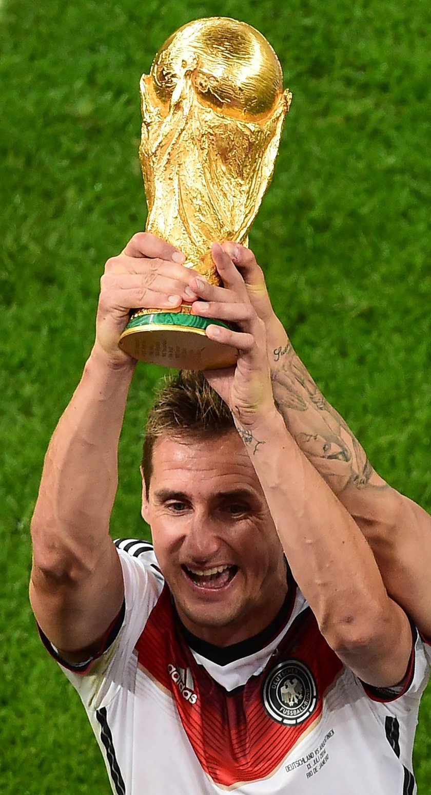 Miroslav Klose zakończył karierę. Zobacz co będzie teraz robił