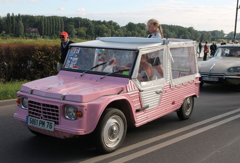 21. Światowy Zlot Miłośników Citroëna 2CV Toruń 2015