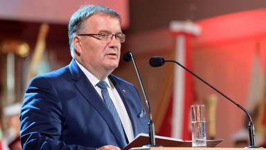 Andrzej Dera komentuje aferę Czarnecki-KNF: pan Czarnecki próbuje się ratować