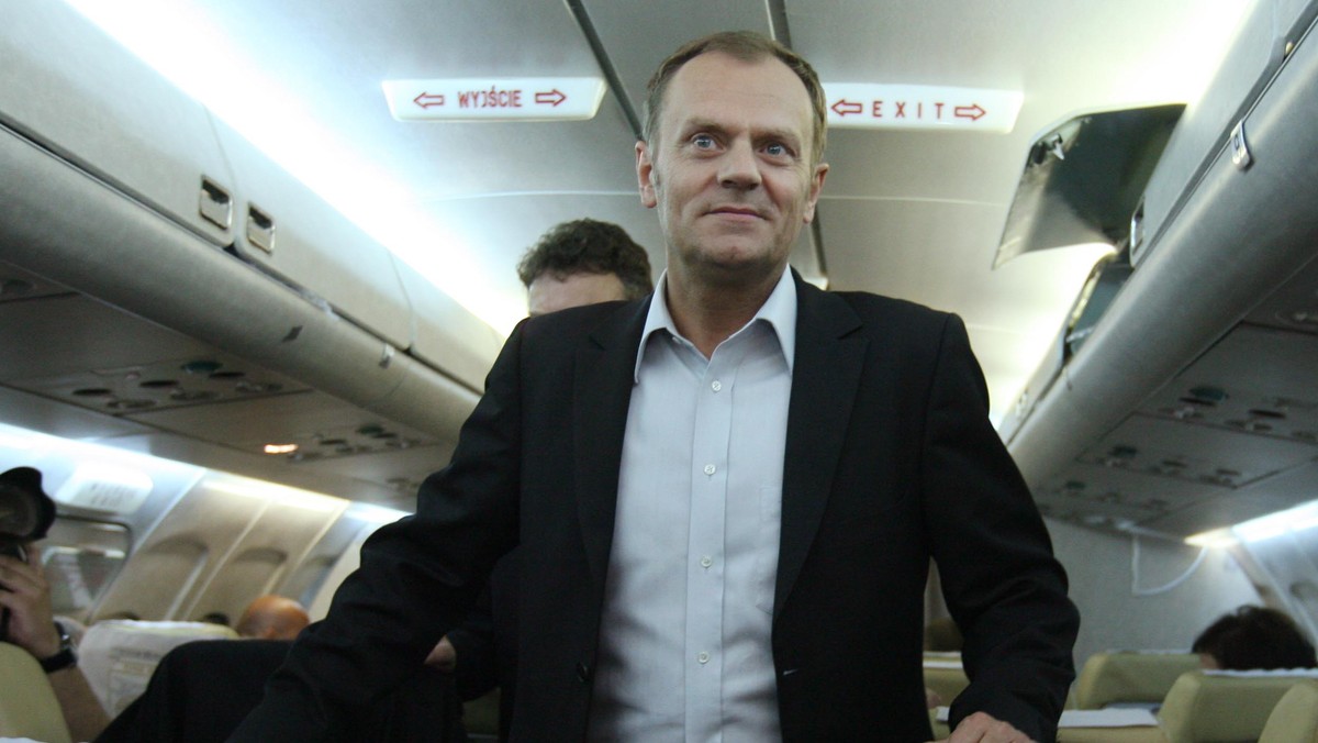 Donald Tusk przybył z wizytą do Afganistanu - informuje Radio ZET.