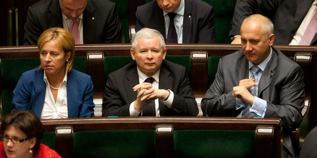 Jarosław Kaczyński, pomimo że nie zjawił się na zaprzysiężeniu prezydenta przyszedł do sejmu na głosowanie