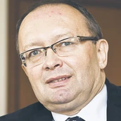 prof. dr hab. Zbigniew Kmieciak