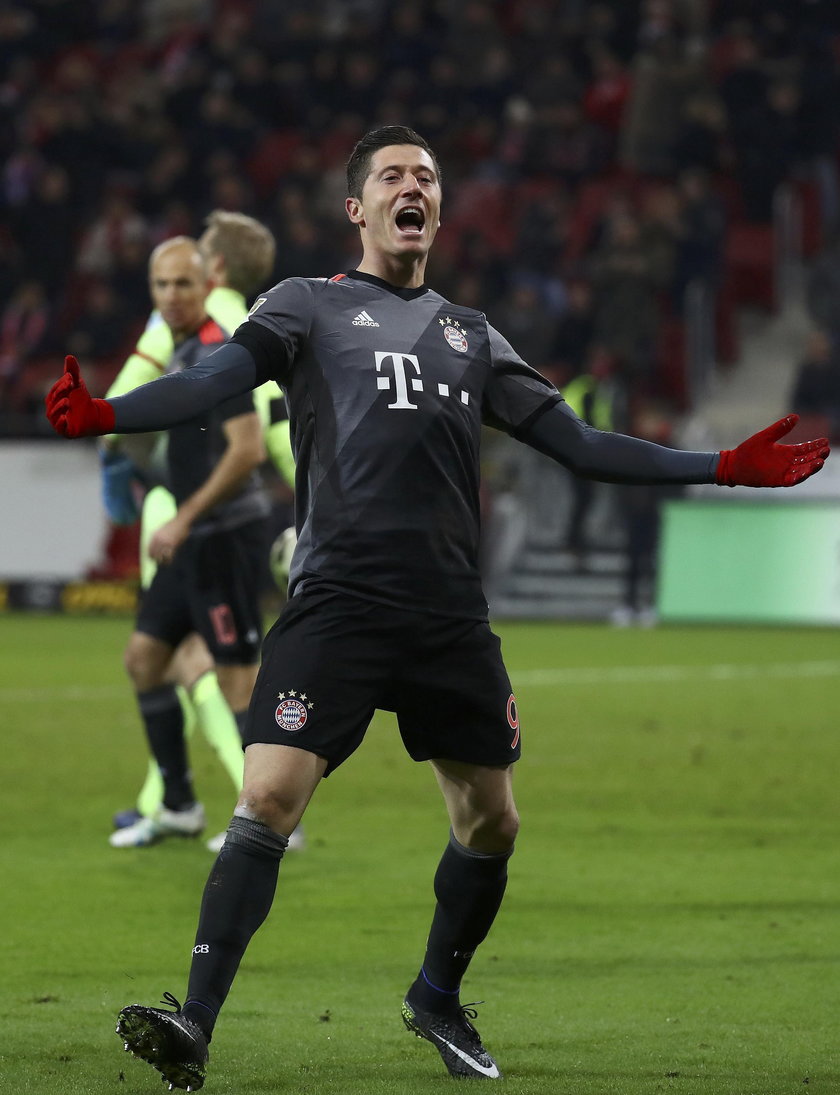 Robert Lewandowski z kolejnym rekordem! Snajper Bayernu znów zachwyca