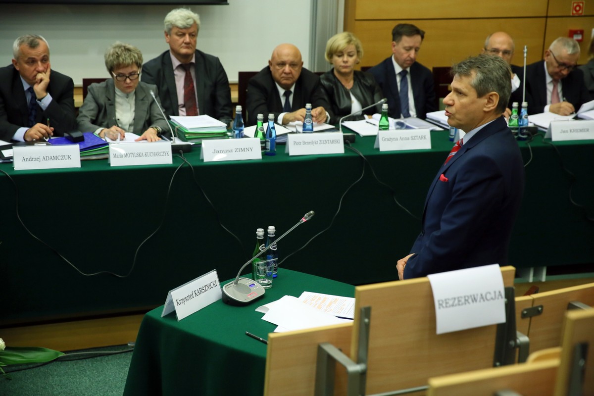 Krzysztof Karsznicki podczas publicznego przesłuchania kandydatów na prokuratora generalnego w siedzibie KRS/ fot. PAP/Tomasz Gzell