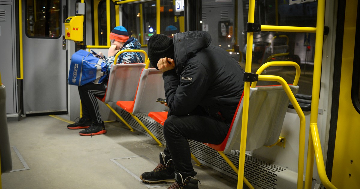 Pandemia a zdrowie psychiczne młodych: jak izolacja wpłynęła na życie uczniów