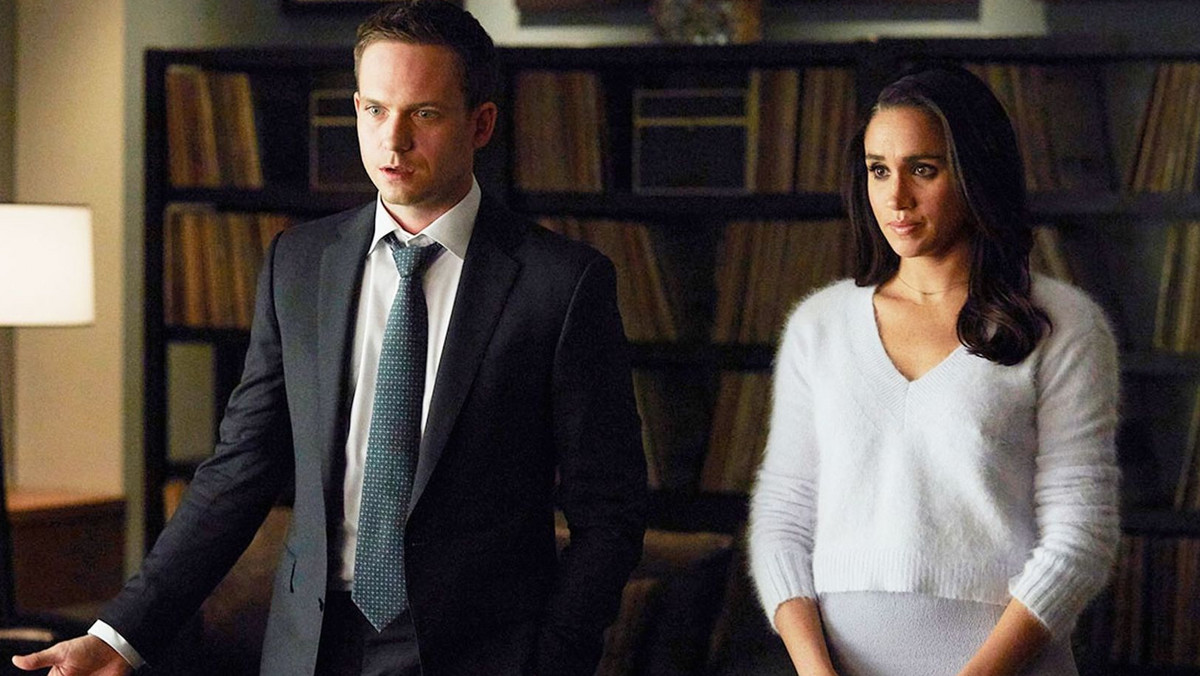 Meghan Markle i Patrick J. Adams oficjalnie ogłosili, że opuszczają obsadę serialu "W garniturach". Siódmy sezon jest ostatnim, w którym widzowie ich zobaczą.