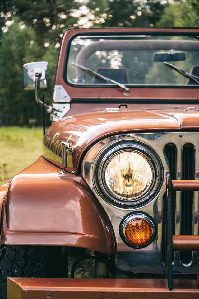 Jeep CJ-7  1983