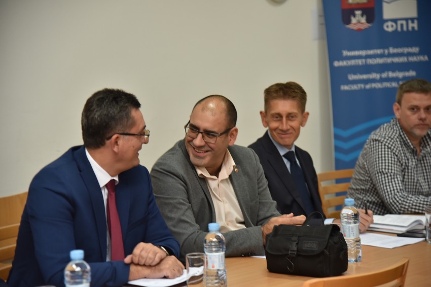 Predstavnici SNS Veroljub Arsić, Vladimir Đukanović i Aleksandar Martinović