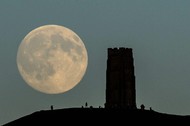 Glastonbury Blue Moon