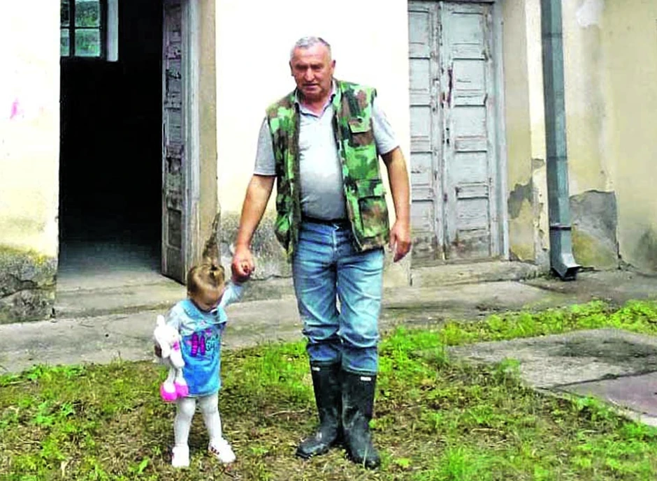 Dom kulture zaslužan je za rođenje hiljada dece, kaže gavrilović, koji i sam ima dvoje dece i četvoro unučića