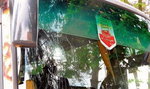 Zaatakowano autobus z polskimi piłkarzami. O włos od tragedii!