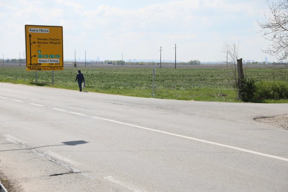 Mesto nezgode kod skretanja za Kovilovo