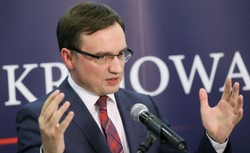 Ziobro mówi o planach zmian w sądownictwie. "Ale problemem jest TK"