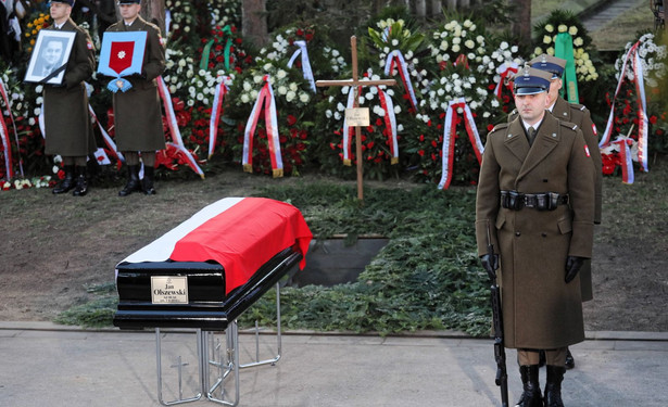 Sasin o nieobecności polityków na pogrzebie Olszewskiego: Nienawistne wpisy Wałęsy pokazują małość