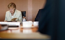 Tysiąc zawiadomień do prokuratury o zdradzie stanu przez Merkel. Wszystkie zostały odrzucone