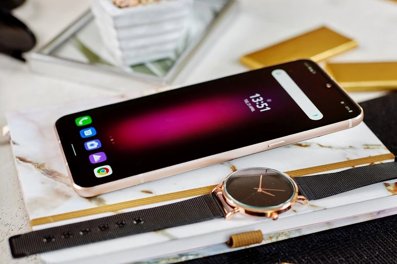 LG prezentuje nowe telefony – jest flagowiec oraz trzy modele z nowej serii  K