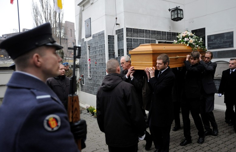 Pogrzeb córki marszałka Józefa Piłsudskiego. Jadwiga Piłsudska-Jaraczewska pochowana na Powązkach