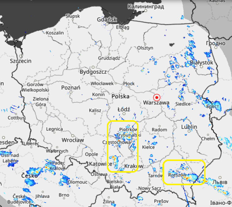 Radar meteorologiczny z widocznymi skupiskami opadów na Podkarpaciu i Górnym Śląsku, godz. 13:30 (IMGW)