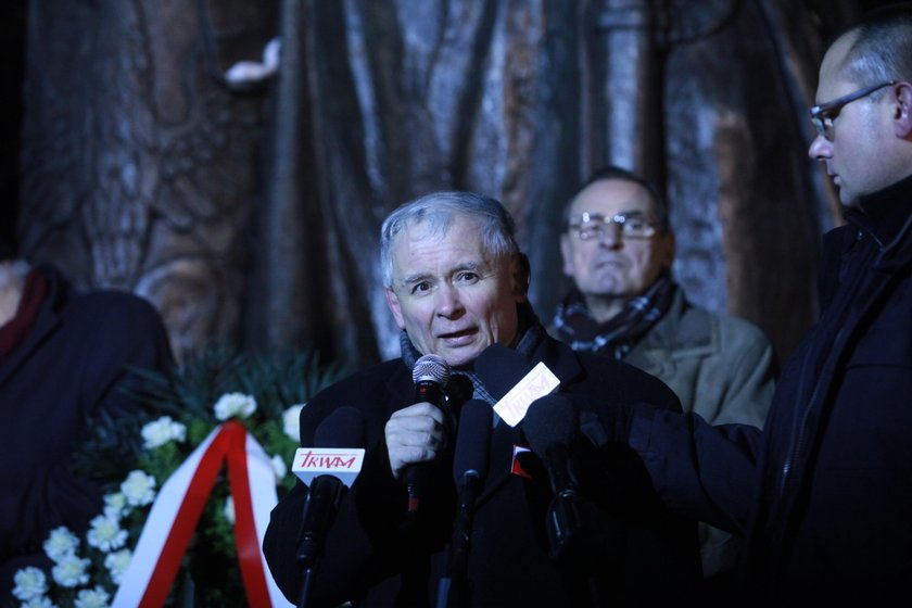 Biskupi się poddali i wycofali się z marszu PiS