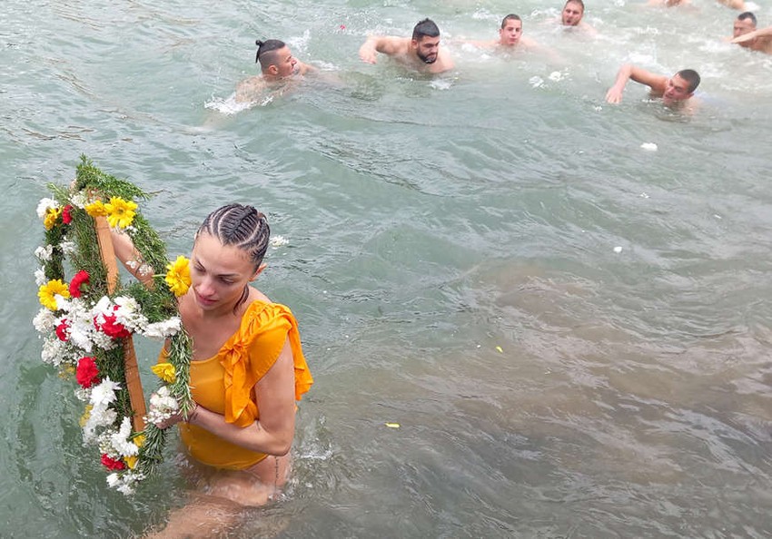 marijana-krkalovic-casni-krst-trebinje-872x610