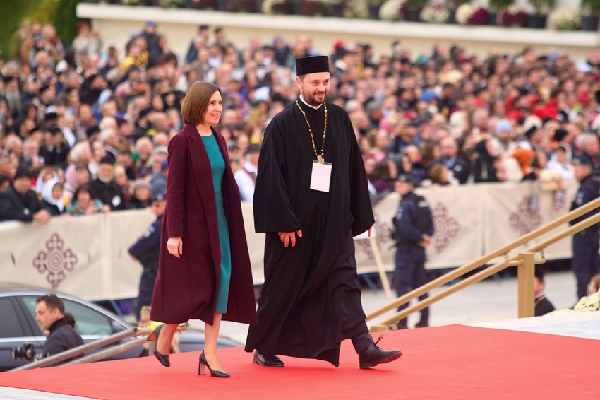 Maja Sandu na otvaranju rumunske Nacionalne katedrale 26. oktobra u Budimpešti