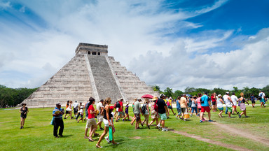 Z powodu turystów bez maseczek zamknięto zabytkowe miasto Majów Chichen Itza w Meksyku