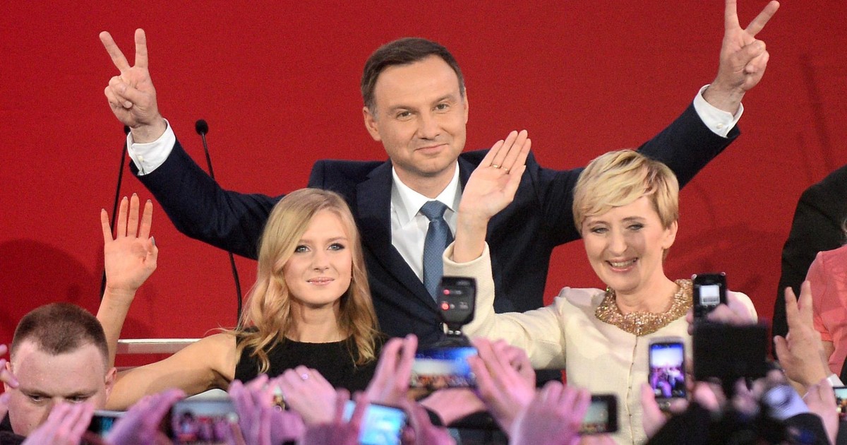 To był moment, gdy w Dudzie coś pękło. "Potwornie się wściekł na Kaczyńskiego"