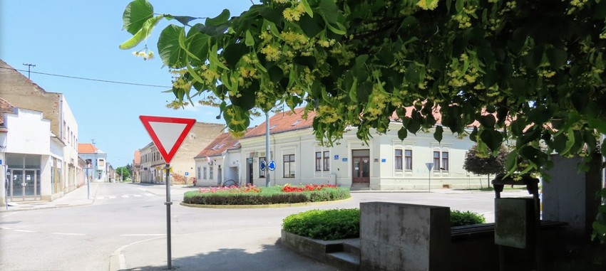 Glina pre zemljotresa