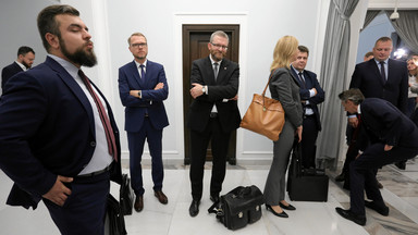 Pierwsze kroki w Sejmie. Posłowie-debiutanci uczą się procedur