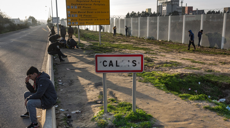 Calaisnál tört ki a tömegverekedés a menekültek között / Fotó: Northfoto