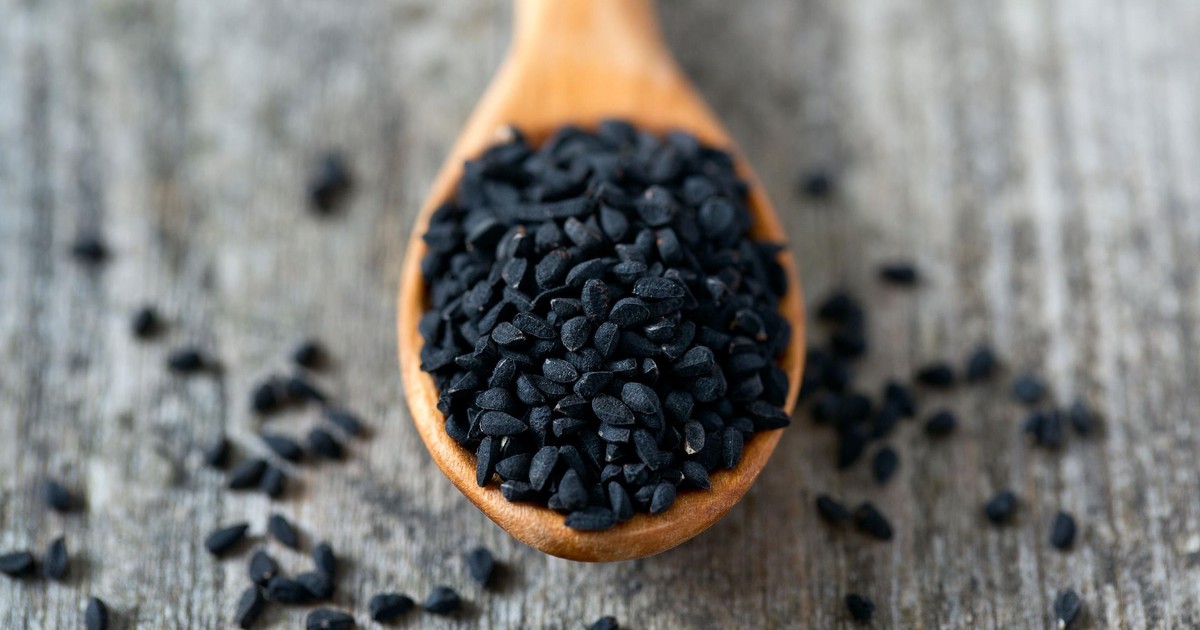 Łyżka tych nasion dziennie działa cuda! Obniża cholesterol, chroni układ krążenia i blokuje tłuszcz