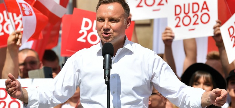 Prezydent Duda oskarża Axela Springera