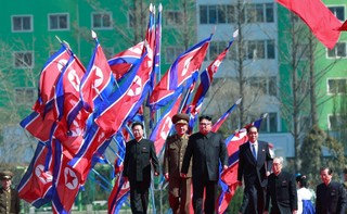 Kim Dzong Un. Mistrz dyplomacji balistycznej