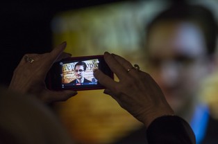 USA pozwały Edwarda Snowdena w związku z publikacją jego książki